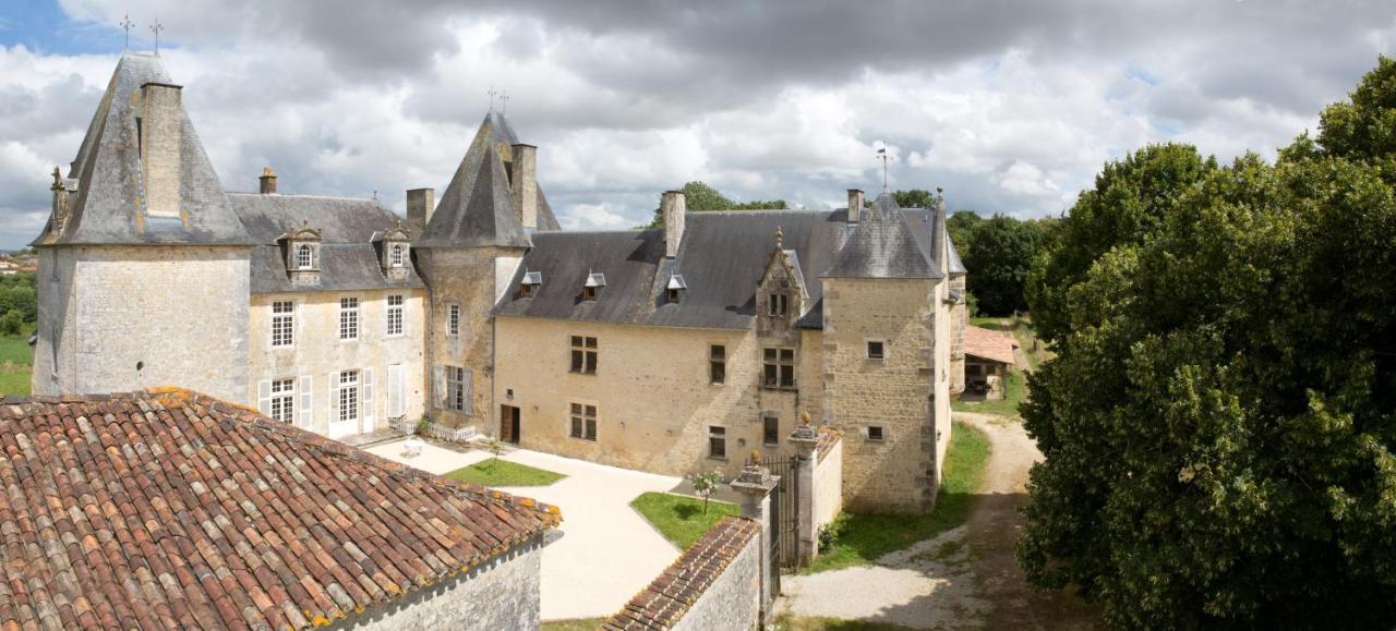 Chateau De Bois Charmant Les Nouillers Exterior foto